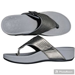 Vionic Capitola With Studs Platform Sandal Flip-flops Size 10 Pewter Gray